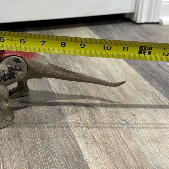 Jurassic World Camp Cretaceous Roar Attack Red Ceratosaurus Figure Toy Works - Picture 3 of 8